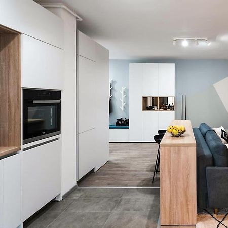 Apartment Vivalia V6, Free Private Parking Тимишоара Экстерьер фото