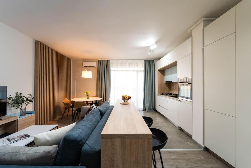 Apartment Vivalia V6, Free Private Parking Тимишоара Экстерьер фото
