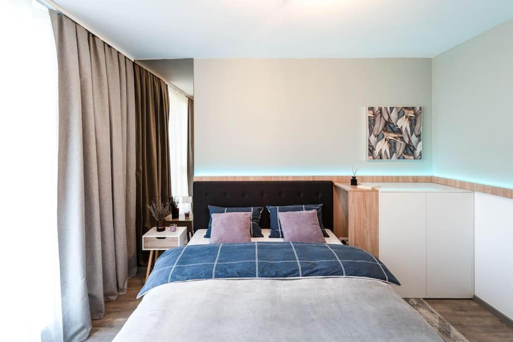 Apartment Vivalia V6, Free Private Parking Тимишоара Экстерьер фото